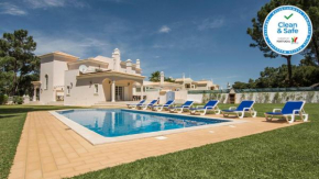 Beautiful 8-Bed Golf Villa in Vilamoura Algarve